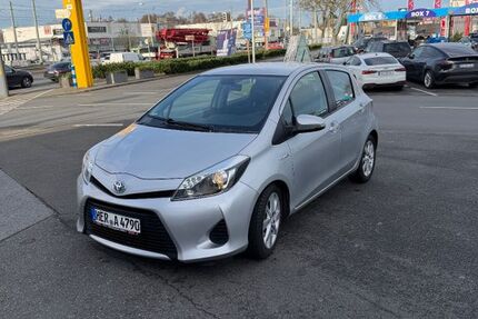 Toyota Yaris 171.000 km 7.600 &euro; Bochum 44866