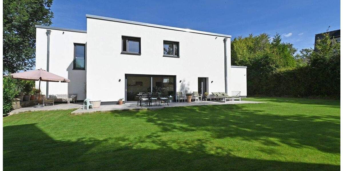 Einfamilienhaus Essen Bredeney - 1 Zimmer, 330 m&sup2;, 5.500&euro; | Angebot:25663258