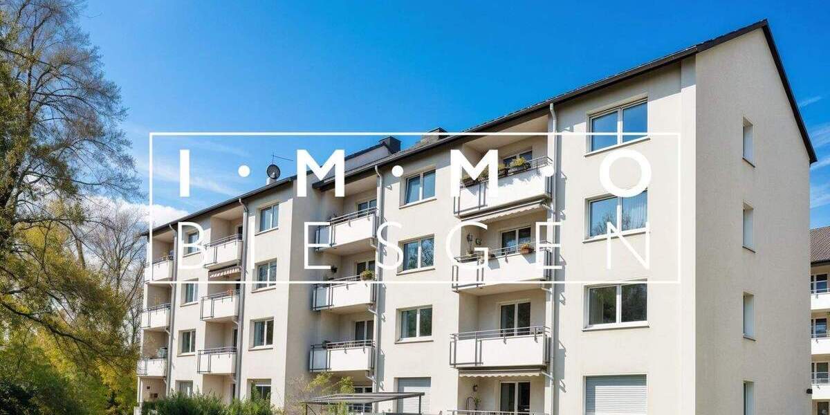 Ideal für Selbstnutzer. 2 Zimmer, Loggia mit Aquariusblick, helles Fensterwannenbad und Stellplatz. 2 zimmer