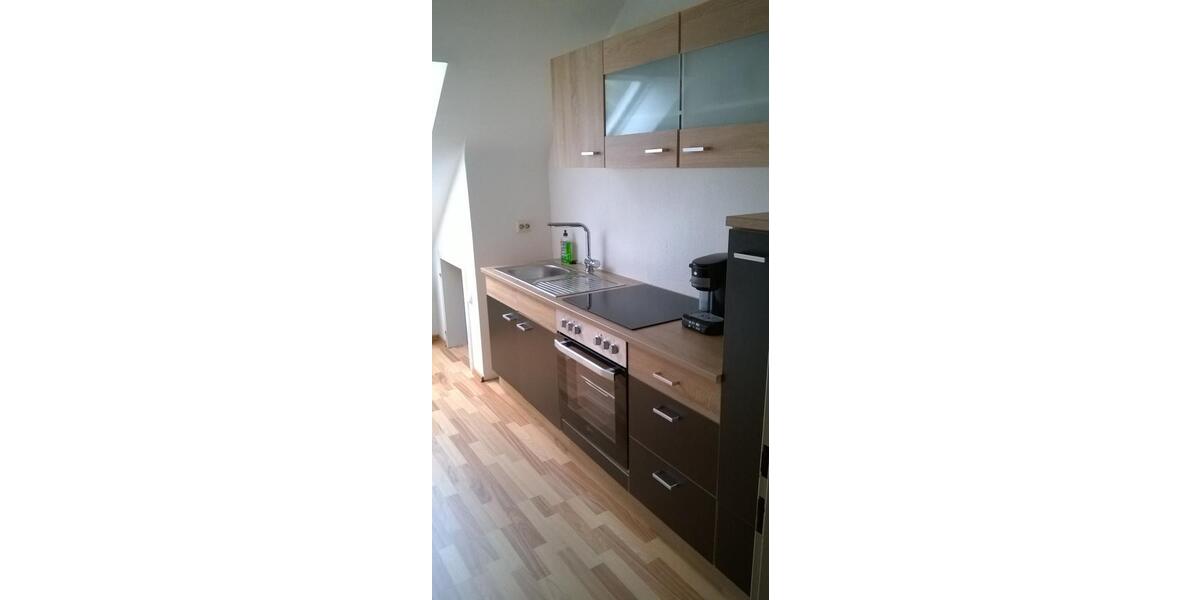 Modernisierte 3-Zimmer-Dachgeschosswohnung nahe Düsseldorf 3 zimmer