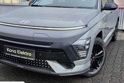 Hyundai KONA 2.489 km 33.990 &euro; Hattingen 45525