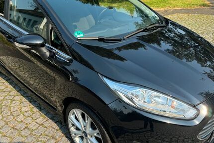 Ford Fiesta 172.000 km 7.950 &euro; Mülheim an der Ruhr 45476