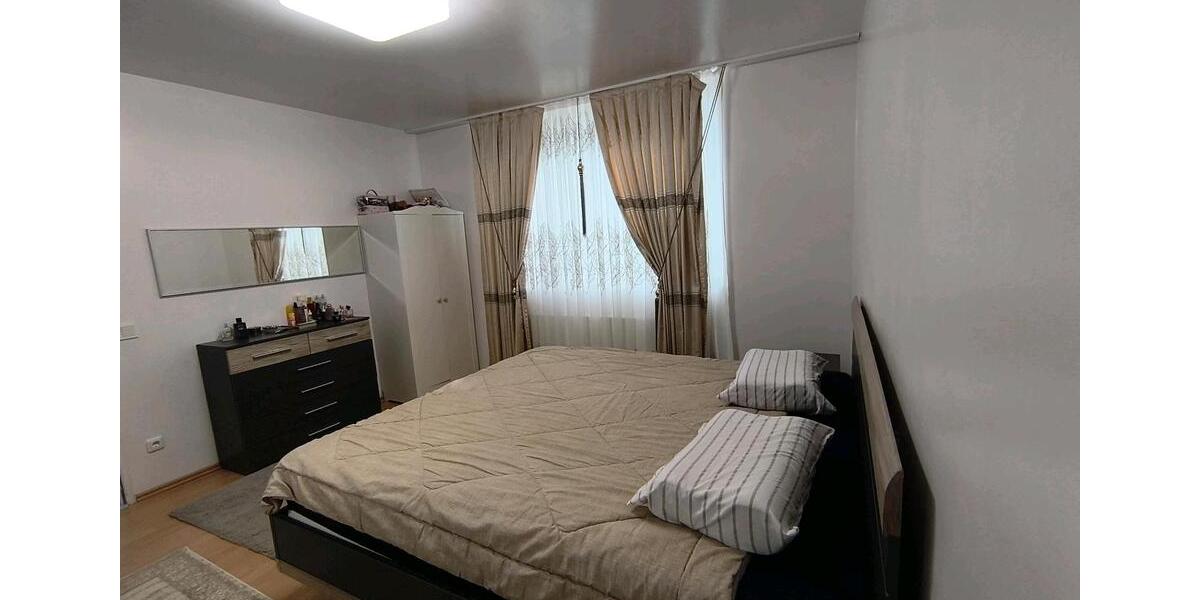 Etagenwohnung Duisburg Essenberg - 3 Zimmer, 86 m&sup2;, 104.000&euro; | Angebot:26398022