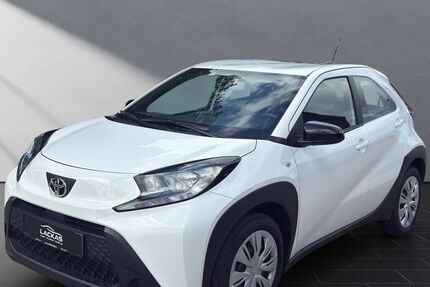 Toyota Aygo (X) 7.400 km 14.450 &euro; Wesel 46485