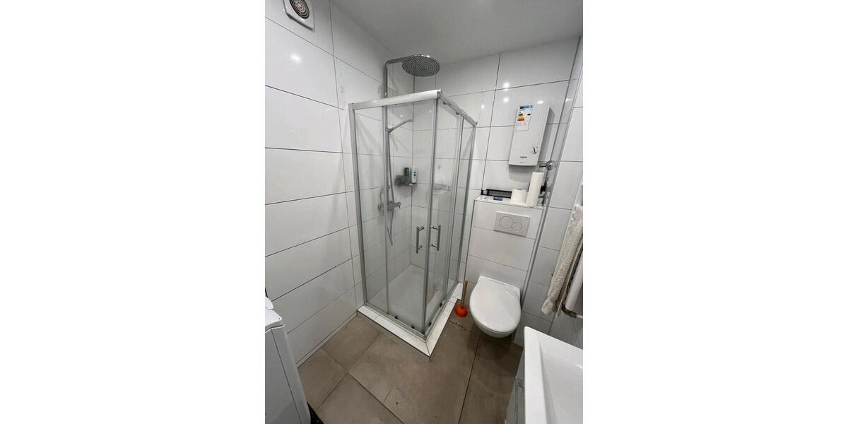 Zimmer möbliert Uninähe 1 zimmer