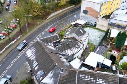 Baugrundstück mit Altbestand in City-Lage zimmer