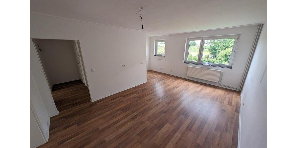 3-Zimmer-Wohnung mit Balkon AB SOFORT Bezugsfrei!!! 3 zimmer