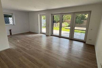 EG - Großzügig - Hell - 2 Räume - offene Küche - Duschbad m. Fenster - Terrasse - Stellplatz - ruhige bevorzugte Lage
