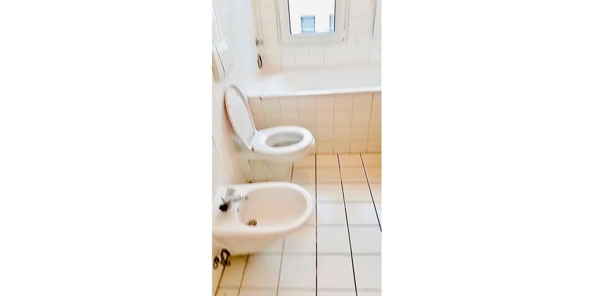 Helle 1 Zimmer Wohnung in Krefeld Uerdingen zu vermieten 1 zimmer