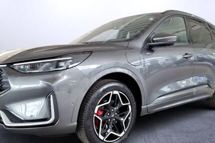 Ford Kuga 9.900 km 41.880 &euro; Recklinghausen 45659