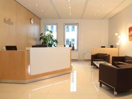 Büroraum XS direkt am Flughafen Düsseldorf - flexibel, möbliert & 247 zimmer