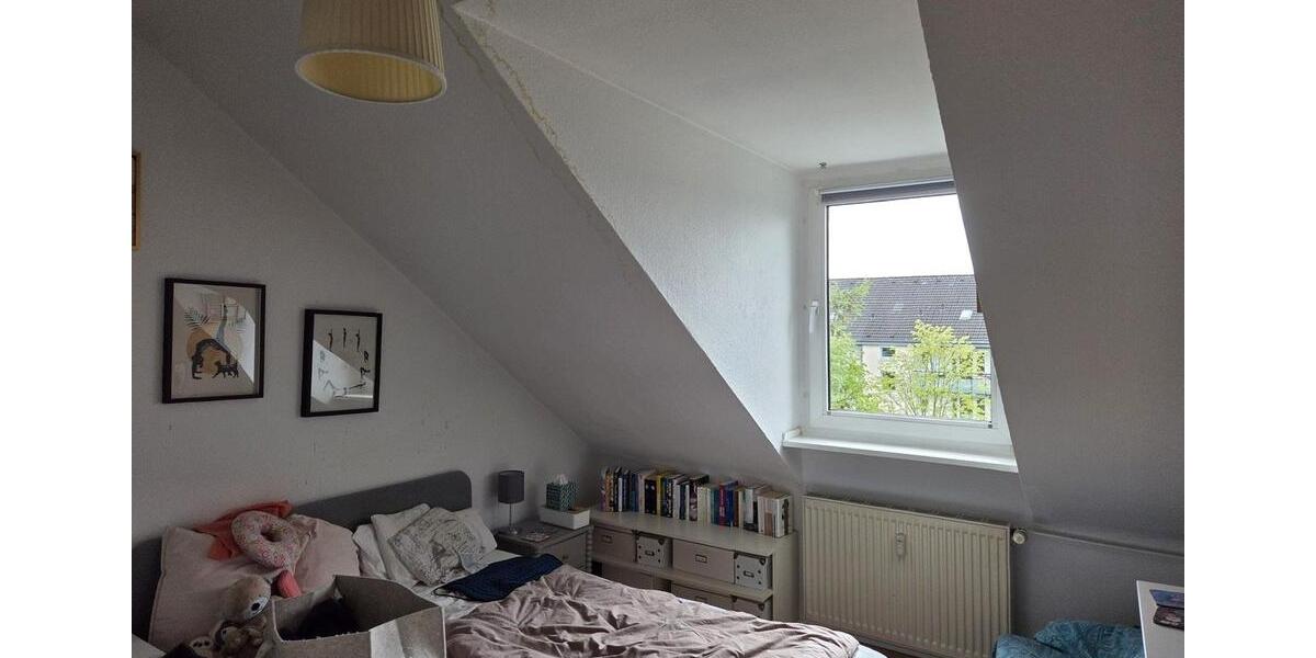 Dachgeschoßwohnung Duisburg Duisburg-Mitte - 2 Zimmer, 43 m&sup2;, 563&euro; | Angebot:26368104