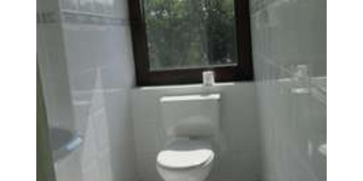 Gepflegtes Vier-Familienhaus in Duisburg Meiderich Haus Stadtpark 16 zimmer