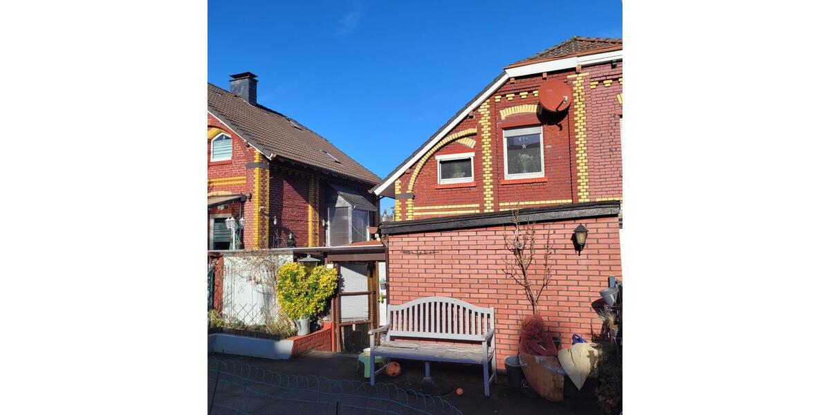 Doppelhaushälfte Velbert Pöthen - 4 Zimmer, 119 m&sup2;, 1.300&euro; | Angebot:25901392