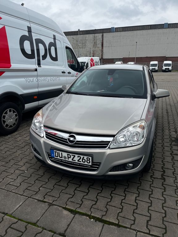 Opel Astra 65.000 km 6.800 € Duisburg 47051
