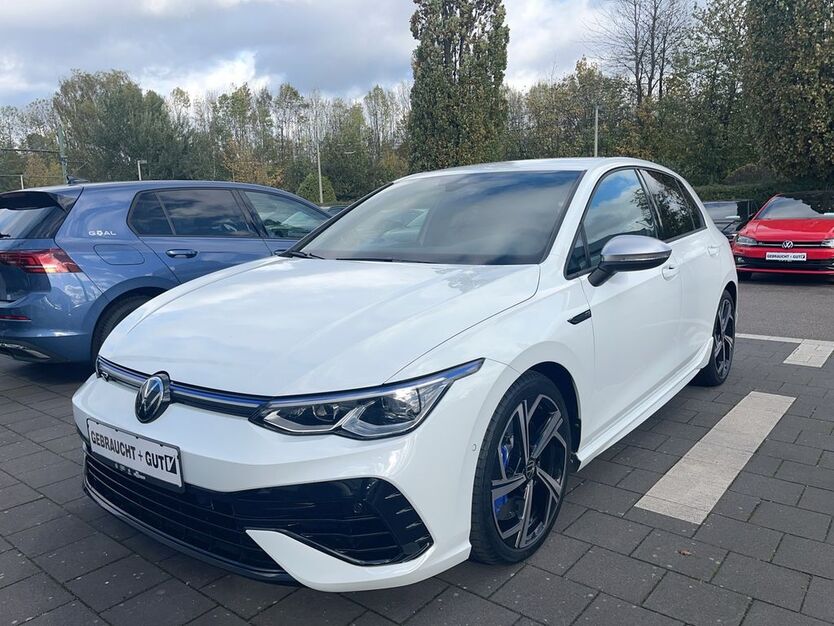 VW Golf 26.247 km 36.890 € Duisburg 47178