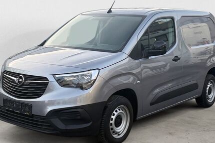 Opel Combo 29.741 km 14.300 &euro; Düsseldorf 40589