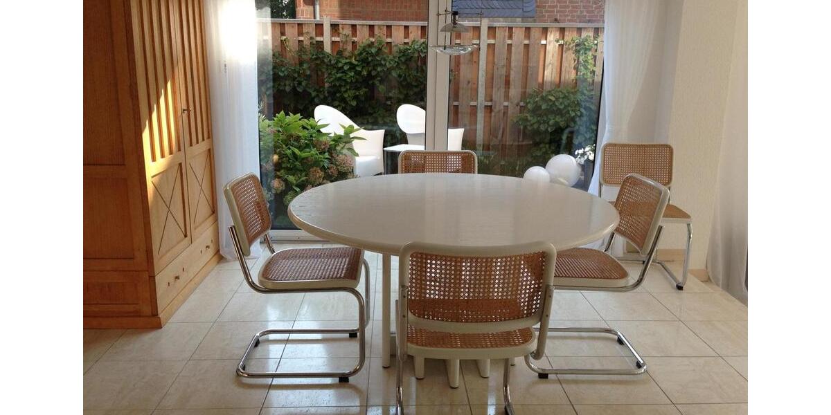 Freistehendes Einfamilienhaus mit PV + Garage in St. Tönis 7 zimmer