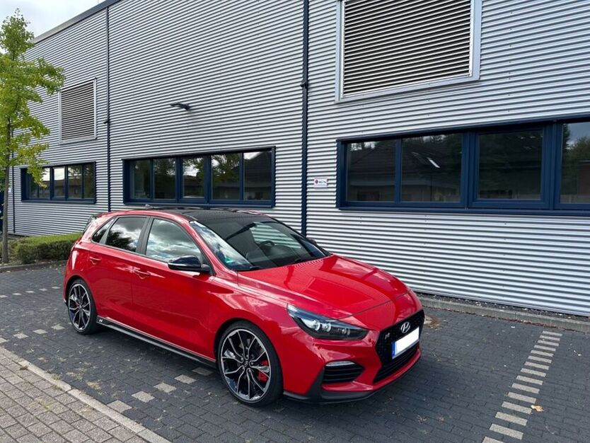 i30