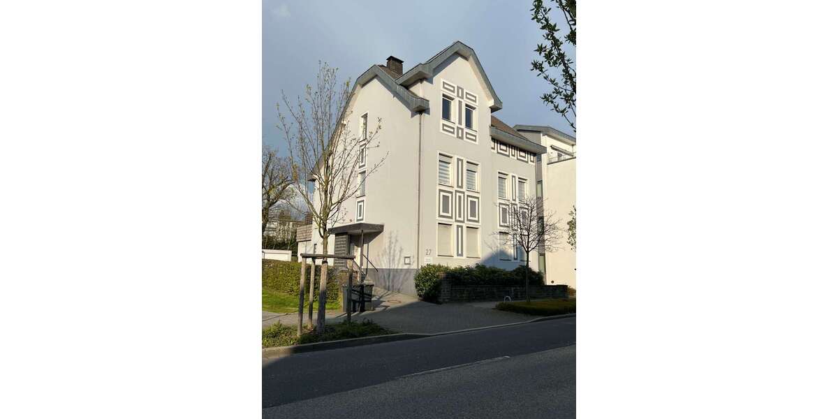 Wohnung zum Mieten in Velbert 1.155 € 135 m² 5 zimmer