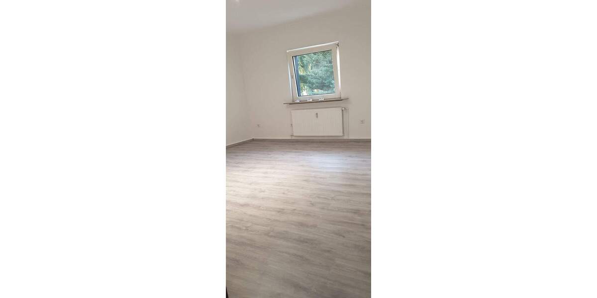 Etagenwohnung Bochum Riemke - 3 Zimmer, 98 m&sup2;, 833&euro; | Angebot:24808355