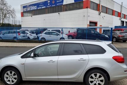 Opel Astra 142.089 km 5.299 &euro; Düsseldorf 40599