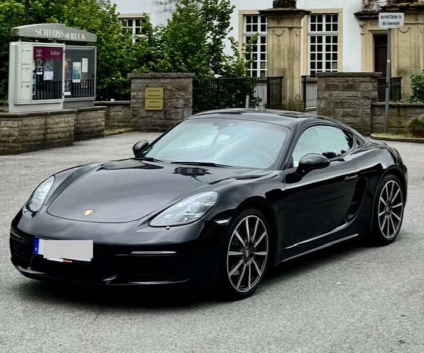 Porsche Cayman 75.400 km 69.999 € Essen 45355