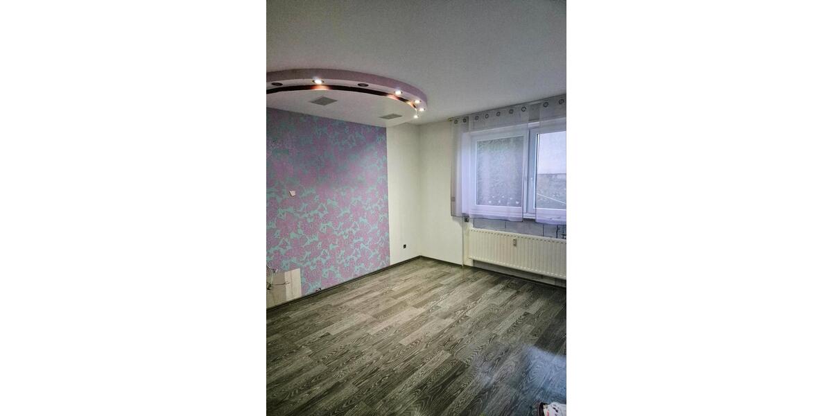 Erdgeschosswohnung mit Garten und Grage 3 zimmer