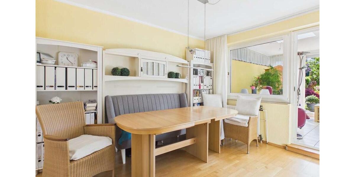 Reihenhaus Krefeld Hüls - 4 Zimmer, 100 m&sup2;, 368.000&euro; | Angebot:27154189