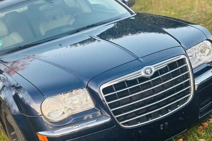 Chrysler 300C 147.600 km 6.390 &euro; Duisburg 47058