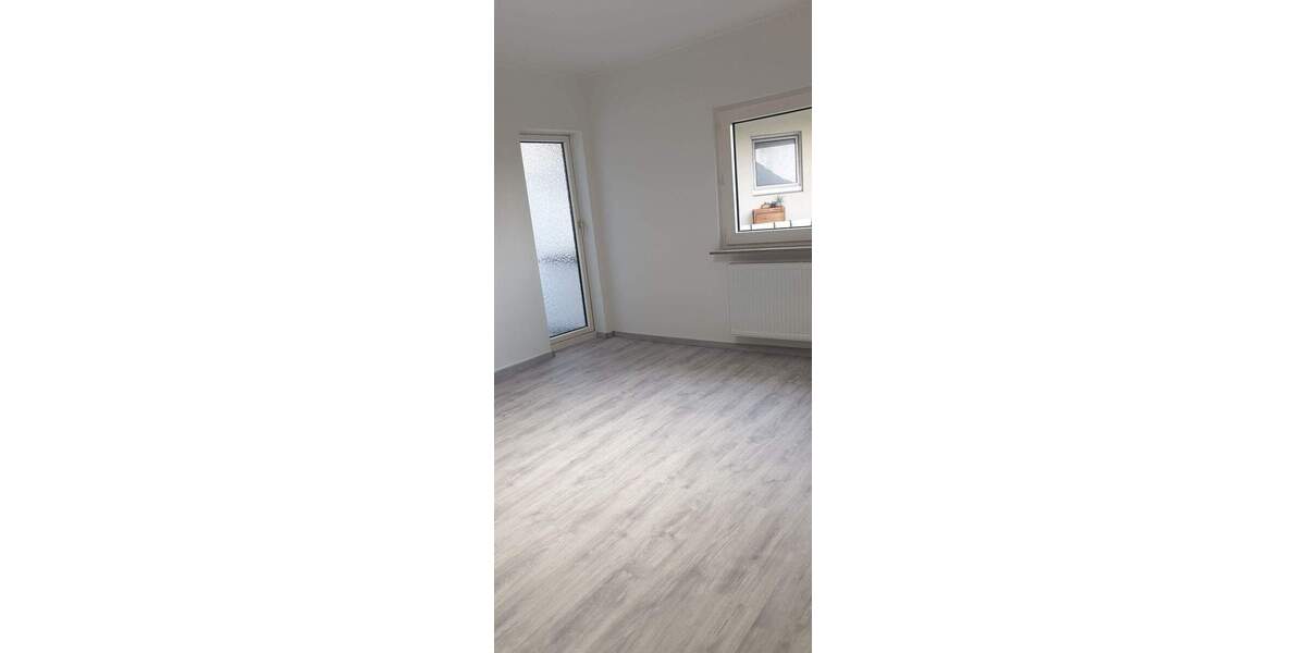 Etagenwohnung Bochum Riemke - 3 Zimmer, 98 m&sup2;, 833&euro; | Angebot:24808355
