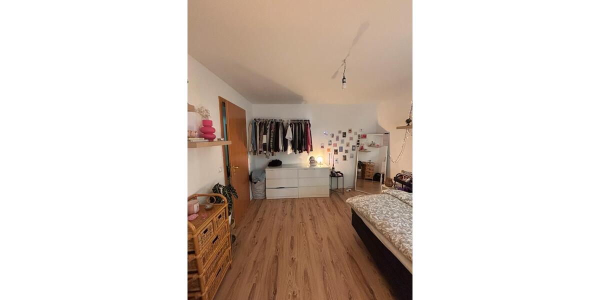 Wohnung zur Zwischenmiete: 01.01.26-31.03.26 in Bochum Höntrop zimmer