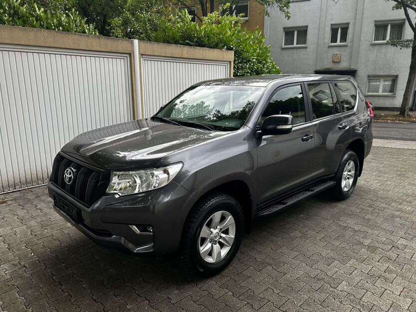 Land Cruiser