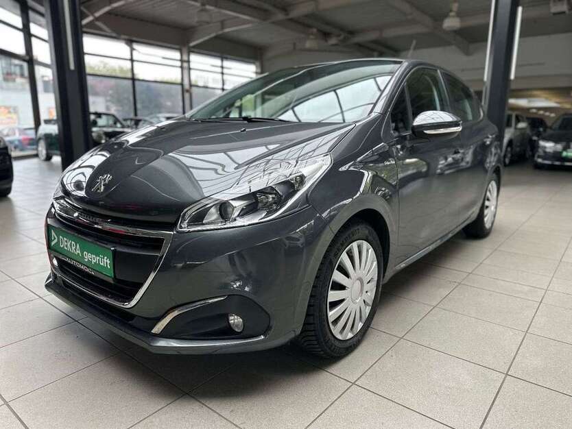 Peugeot 208 97.969 km 7.490 € Bottrop 46236