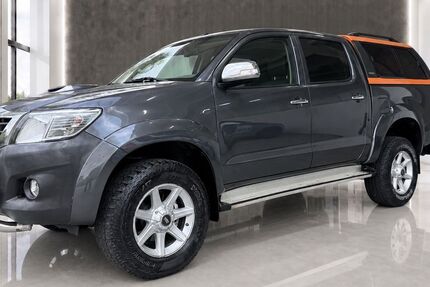 Toyota Hilux 270.000 km 16.660 &euro; Essen 45141