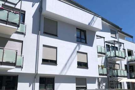 Wohnung Velbert Schloß Hardenberg - 4 Zimmer, 190 m&sup2;, 1.750&euro; | Angebot:25282693