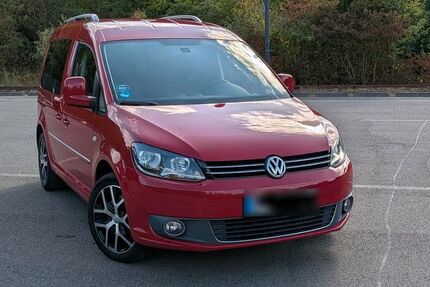 VW Caddy 128.000 km 12.700 &euro; Essen 45327