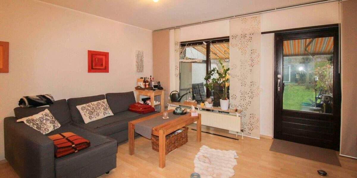 Reihenmittelhaus Duisburg Neumühl - 4 Zimmer, 110 m&sup2;, 255.000&euro; | Angebot:25400464