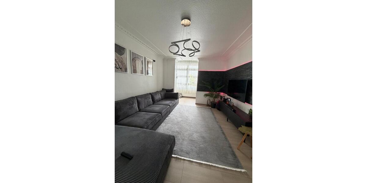 Etagenwohnung Duisburg Duisburg-Mitte - 3 Zimmer, 100 m&sup2;, 145.000&euro; | Angebot:27425670