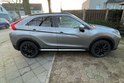 Mitsubishi Eclipse Cross 72.482 km 16.200 &euro; Gelsenkirchen 45889