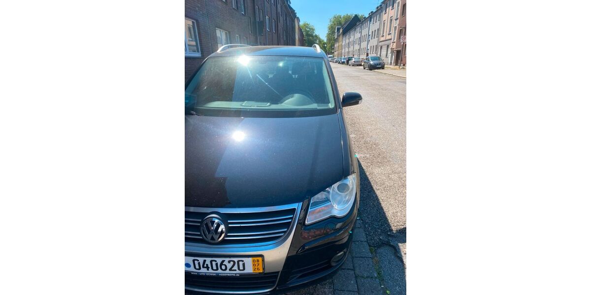 VW Touran 165.000 km 4.700 &euro; Oberhausen, Nordrhein-Westfalen 46049