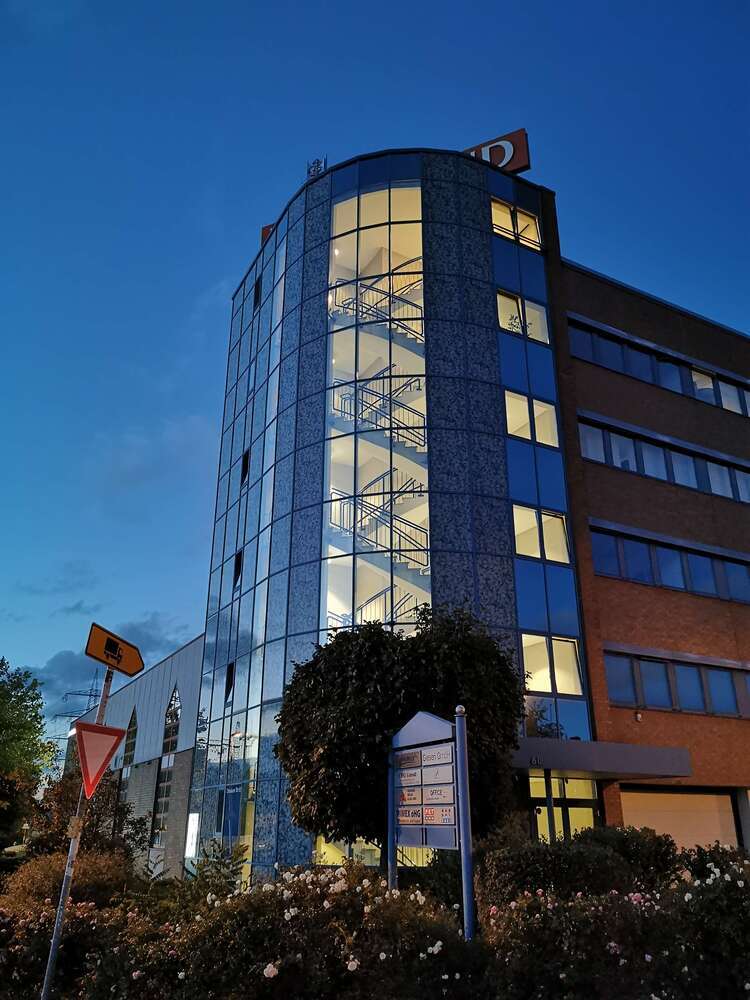 Büro in Mülheim an der Ruhr 2.000 € 200 m²