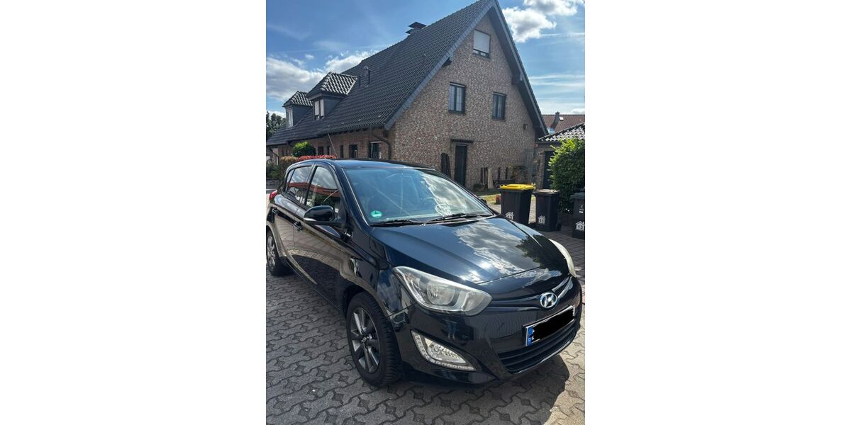 Hyundai i20 160.500 km 4.900 &euro; Moers 47441