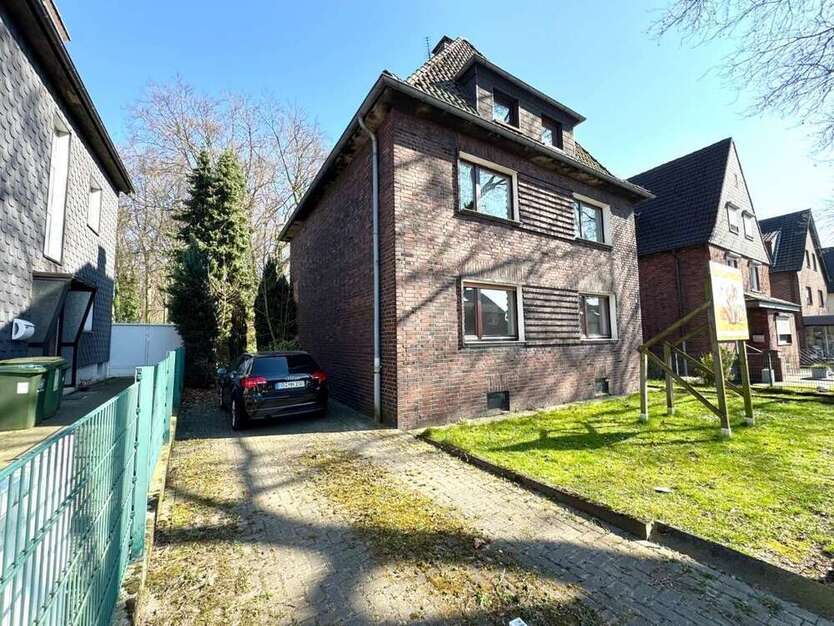 Haus zum Kaufen in Oberhausen 349.000 € 140 m²