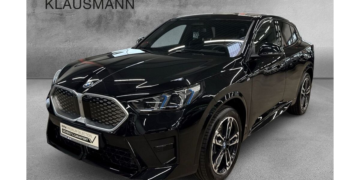 BMW iX2 3.828 km 52.641 &euro; Krefeld 47800