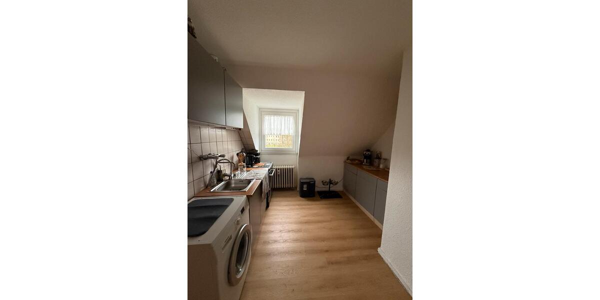 Dachgeschoßwohnung Herne Wanne - 2.5 Zimmer, 47 m&sup2;, 330&euro; | Angebot:25612739