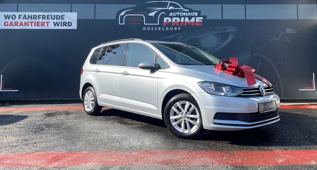 VW Touran 237.933 km 8.990 &euro; Düsseldorf 40591