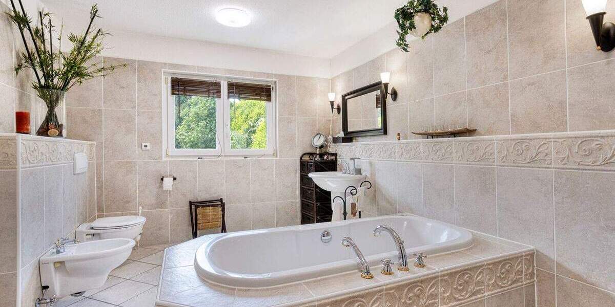 Einfamilienhaus Meerbusch Büderich - 6 Zimmer, 274 m&sup2;, 2.350.000&euro; | Angebot:25389356