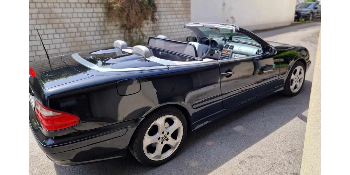 Mercedes-Benz CLK 320 165.500 km 11.990 &euro; Moers 47441