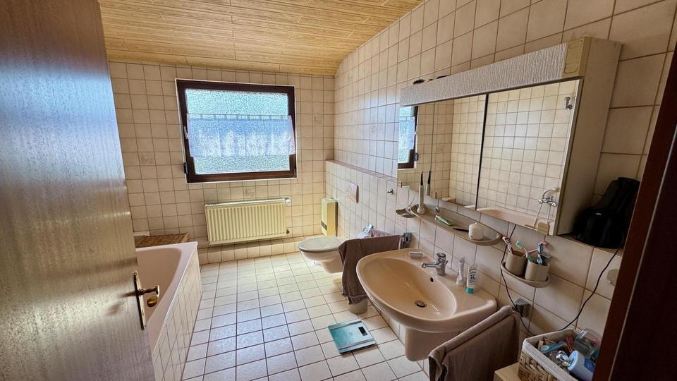 Maisonettenwohnung Krefeld Hülser Berg - 5 Zimmer, 105 m&sup2;, 1.240&euro; | Angebot:24605360